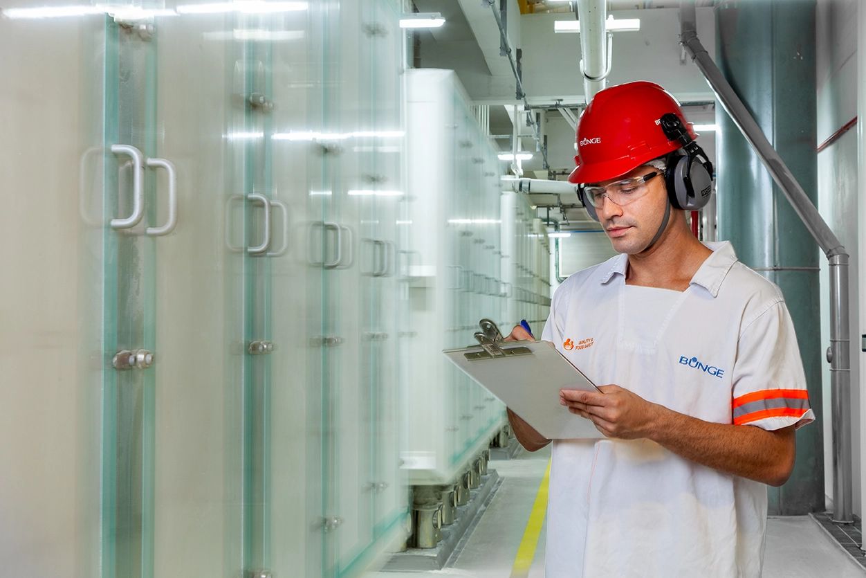 Fotografia Industrial – Linha de Produção Soja — Produção de banco de imagens personalizado para comunicação externa Bunge na unidade Moinho Fluminense-RJ