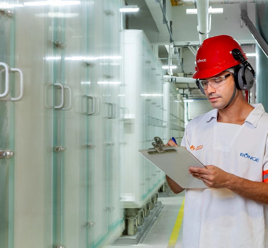 Fotografia Industrial – Linha de Produção Soja — Produção de banco de imagens personalizado para comunicação externa Bunge na unidade Moinho Fluminense-RJ