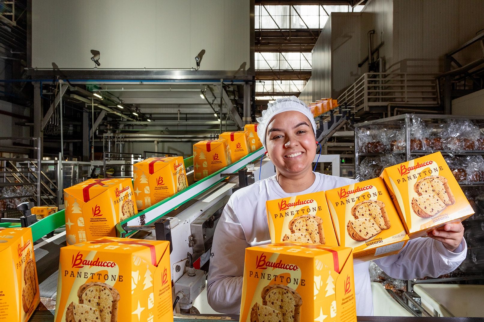 Fotografia Industrial – Linha de Produção Panetone — Produção de banco de imagens para Bauducco na unidade de Extrema-MG