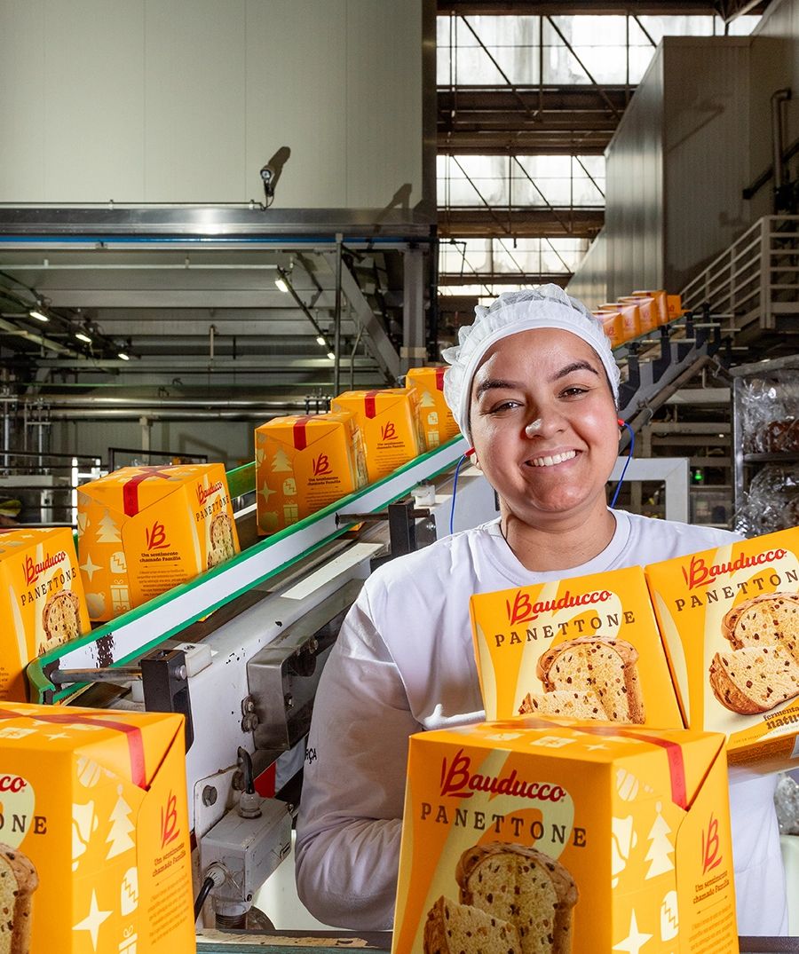 Fotografia Industrial – Linha de Produção Panetone — Produção de banco de imagens para Bauducco na unidade de Extrema-MG